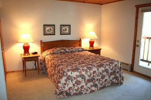 High Village Breezy Point Extérieur photo