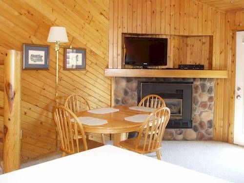 High Village Breezy Point Extérieur photo